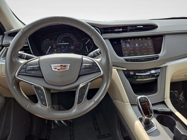 2019 Cadillac XT5 Premium Luxury