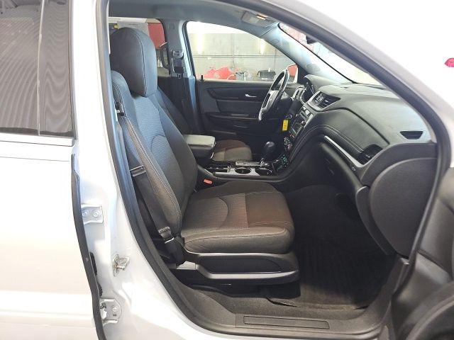 2017 Chevrolet Traverse 2LT