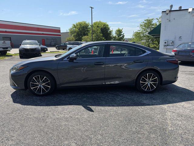 2024 Lexus ES 300h 300h