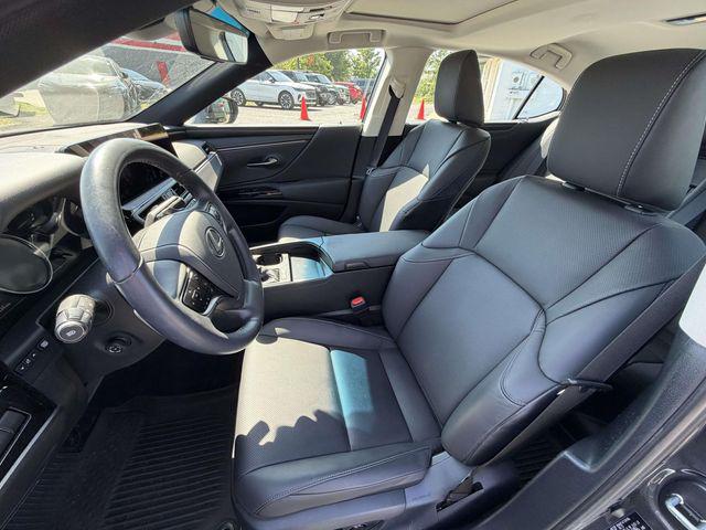 2024 Lexus ES 300h 300h