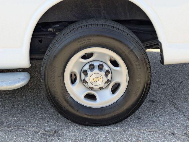2024 Chevrolet Express Cargo Van RWD 2500 Regular Wheelbase WT