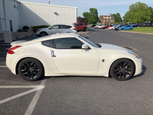 2017 Nissan 370Z Touring