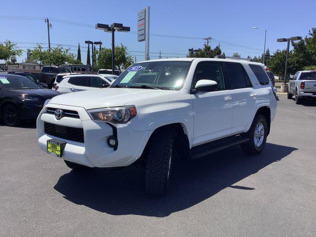 2022 Toyota 4Runner SR5