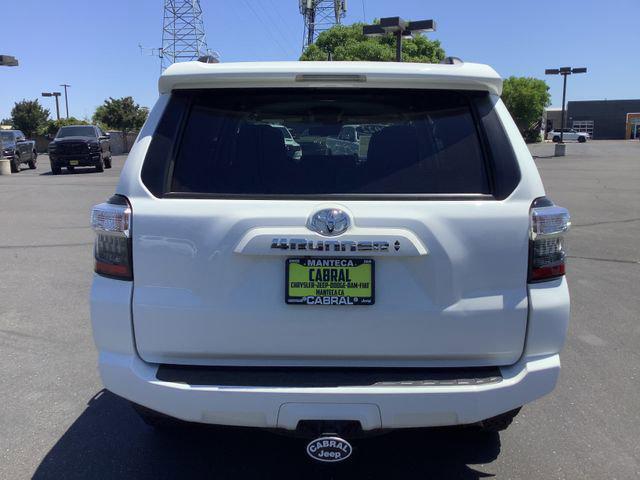2022 Toyota 4Runner SR5