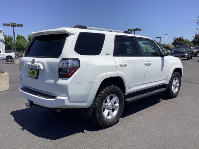 2022 Toyota 4Runner SR5