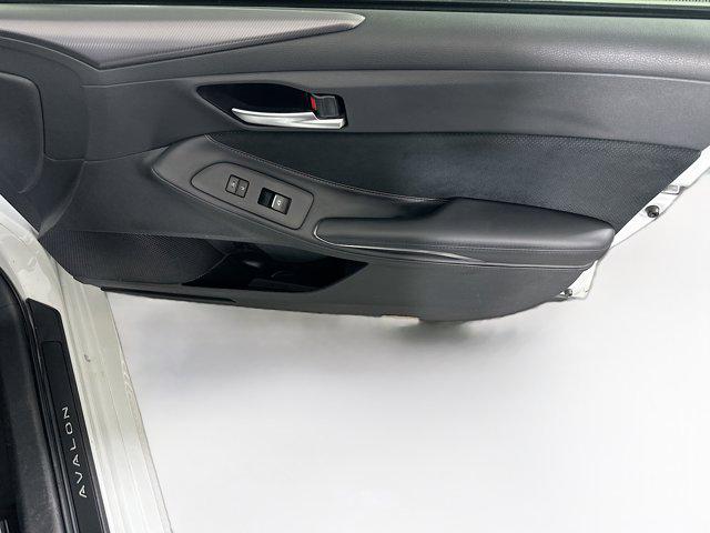 2019 Toyota Avalon Touring