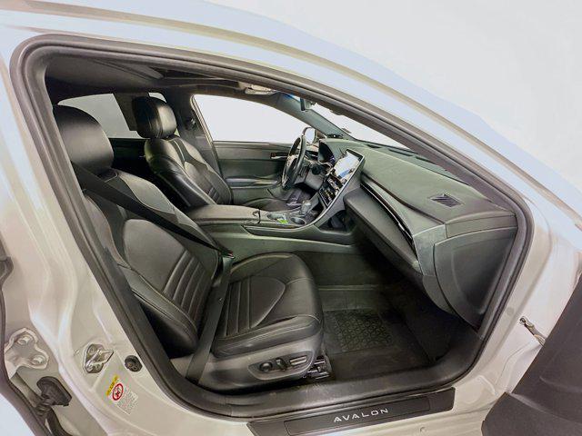 2019 Toyota Avalon Touring