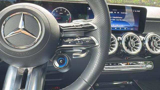 2025 Mercedes-Benz GLB 4MATIC