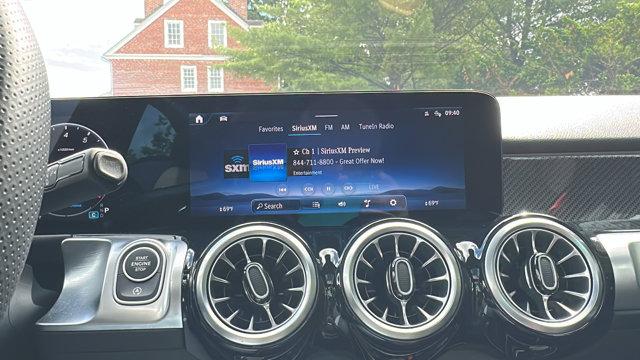 2025 Mercedes-Benz GLB 4MATIC
