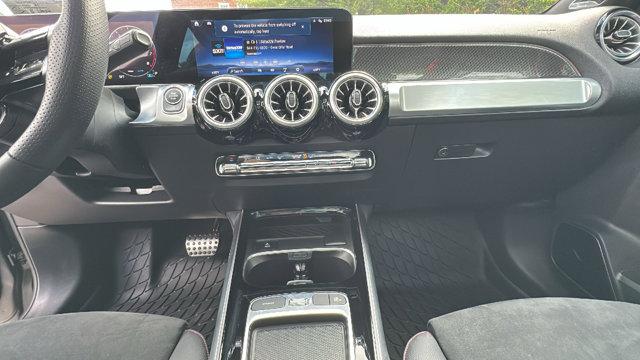 2025 Mercedes-Benz GLB 4MATIC