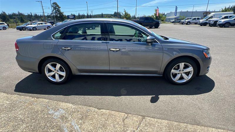 2014 Volkswagen Passat 1.8T Wolfsburg Edition