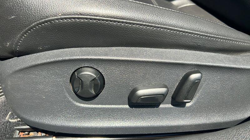 2014 Volkswagen Passat 1.8T Wolfsburg Edition