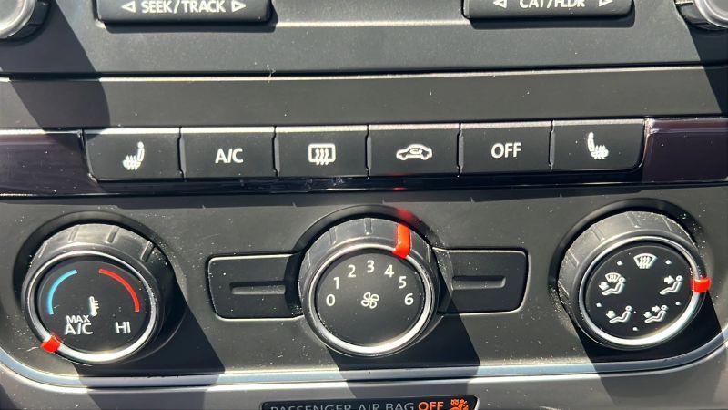 2014 Volkswagen Passat 1.8T Wolfsburg Edition