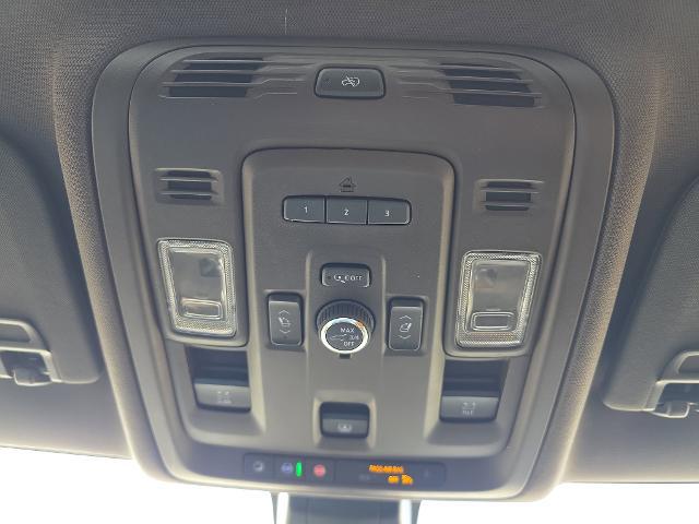2021 GMC Yukon 4WD Denali