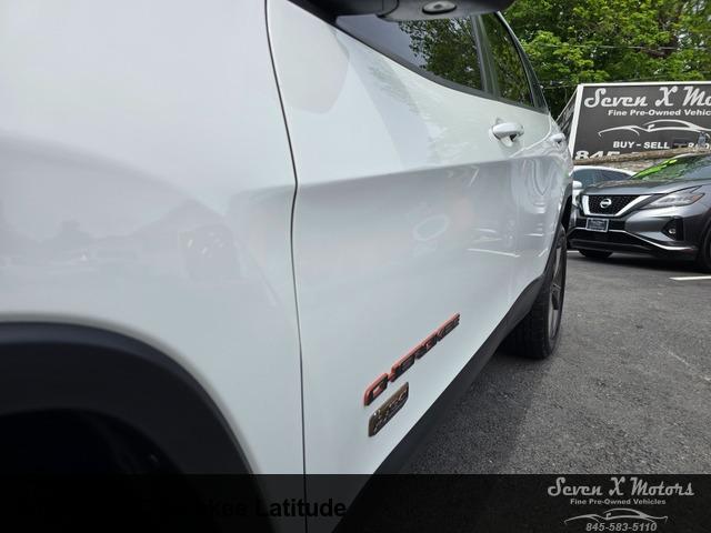 2016 Jeep Cherokee 75th Anniversary