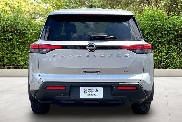 2023 Nissan Pathfinder S 4WD