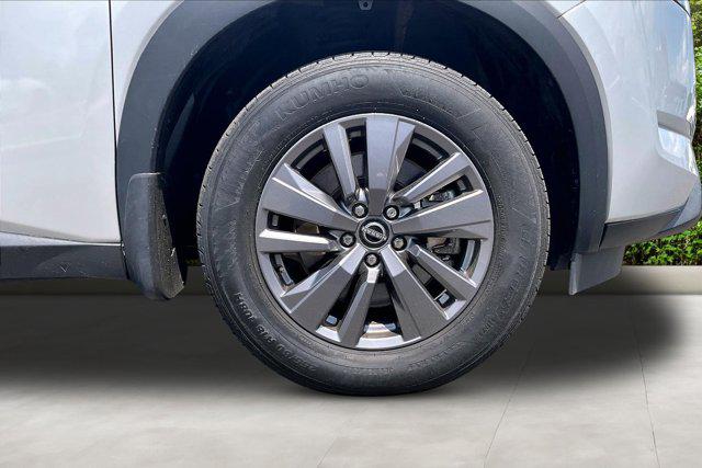 2023 Nissan Pathfinder S 4WD