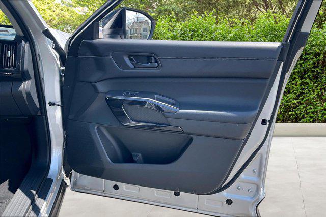 2023 Nissan Pathfinder S 4WD