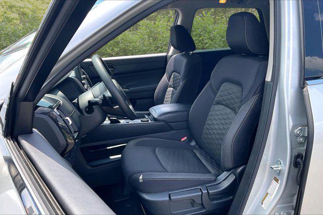 2023 Nissan Pathfinder S 4WD