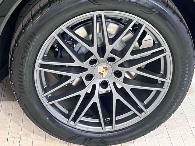 2026 Porsche Cayenne Unknown