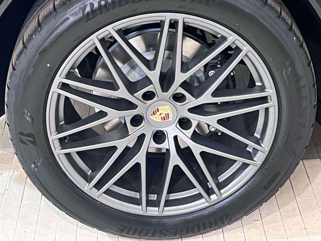 2026 Porsche Cayenne Unknown