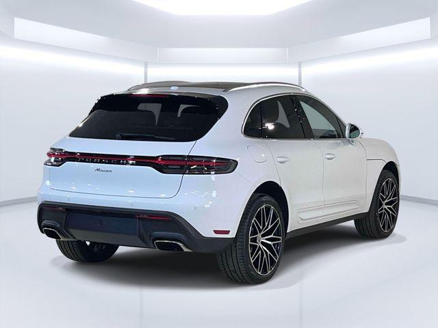 2026 Porsche Macan Unknown