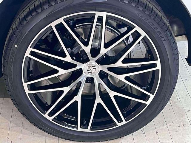 2026 Porsche Macan Unknown