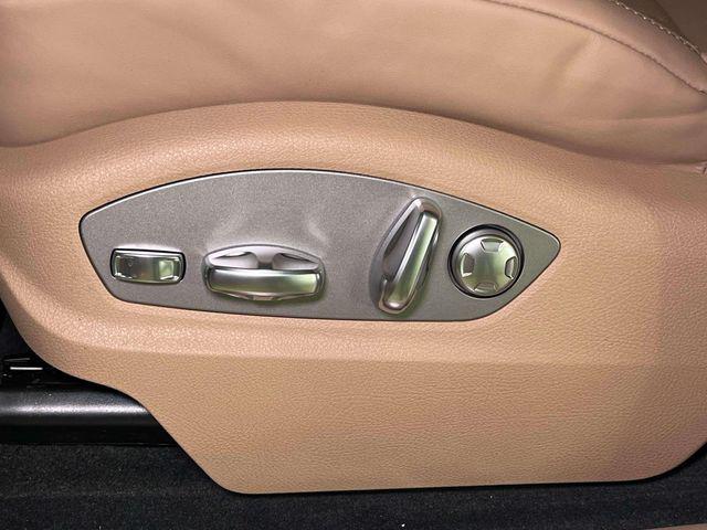2026 Porsche Macan Unknown