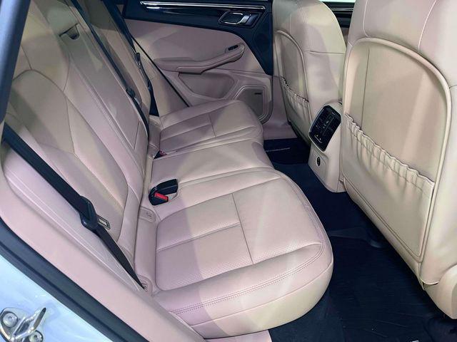 2026 Porsche Macan Unknown