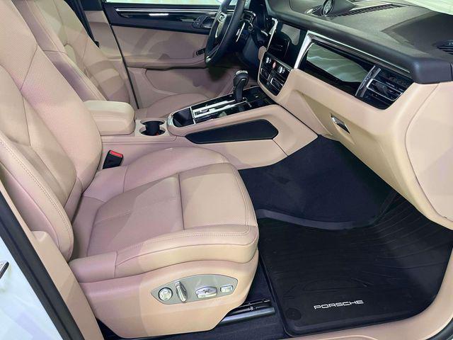 2026 Porsche Macan Unknown