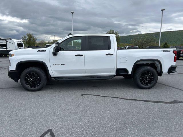 2026 Chevrolet Silverado 3500HD Crew Cab, Standard Bed, LT, 4WD