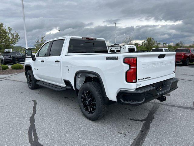 2026 Chevrolet Silverado 3500HD Crew Cab, Standard Bed, LT, 4WD
