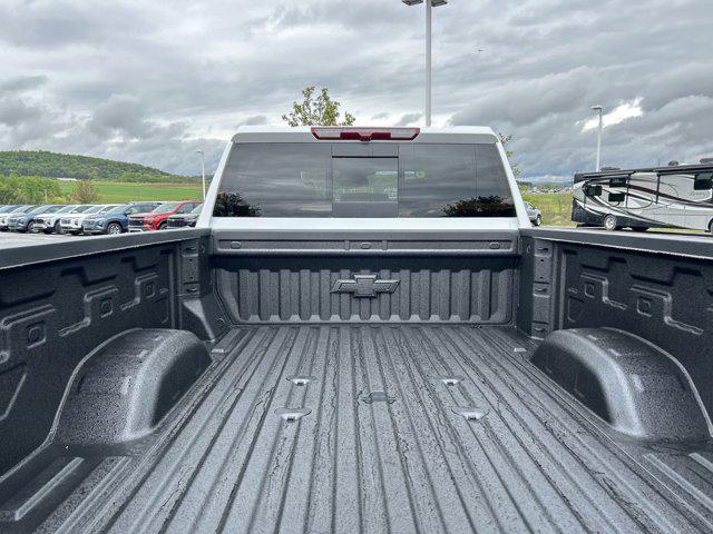 2026 Chevrolet Silverado 3500HD Crew Cab, Standard Bed, LT, 4WD