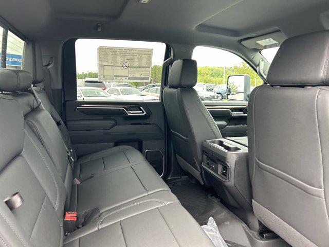 2026 Chevrolet Silverado 3500HD Crew Cab, Standard Bed, LT, 4WD
