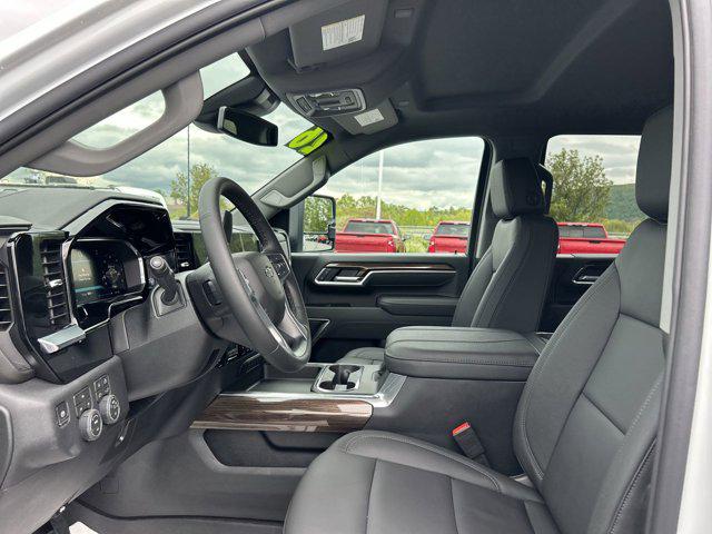 2026 Chevrolet Silverado 3500HD Crew Cab, Standard Bed, LT, 4WD
