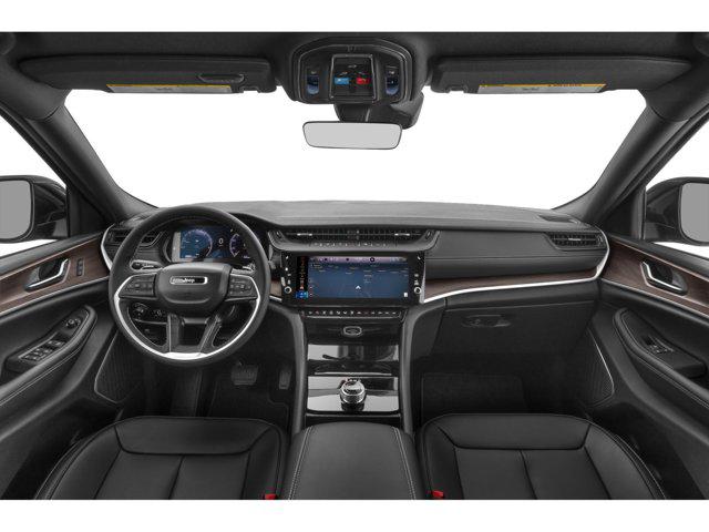 2026 Jeep Grand Cherokee Laredo 4x4