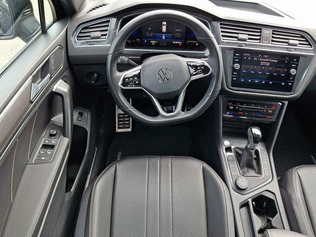 2022 Volkswagen Tiguan 2.0T SE R-Line Black