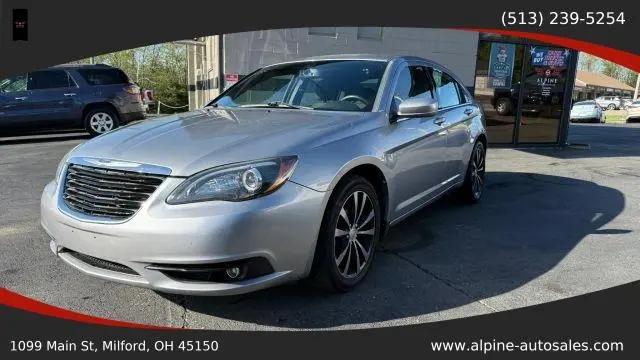2013 Chrysler 200 Touring for sale near Milford, OH