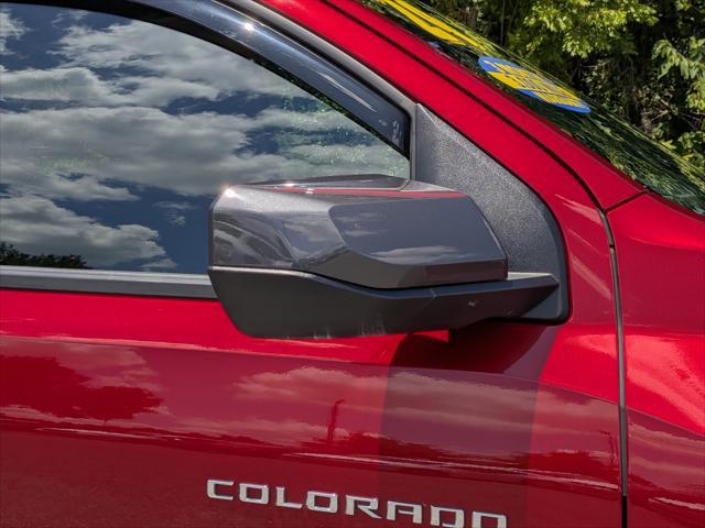 2024 Chevrolet Colorado 2WD LT