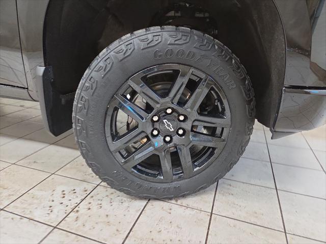 2023 Chevrolet Silverado 1500 4WD Crew Cab Short Bed Custom Trail Boss