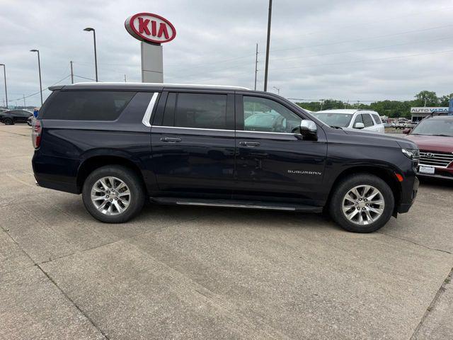 2022 Chevrolet Suburban 4WD Premier