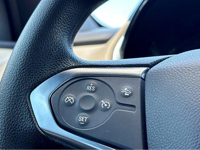2023 Chevrolet Traverse FWD LS