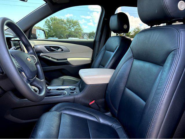 2023 Chevrolet Traverse FWD LS