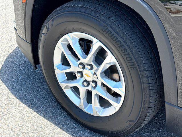 2023 Chevrolet Traverse FWD LS