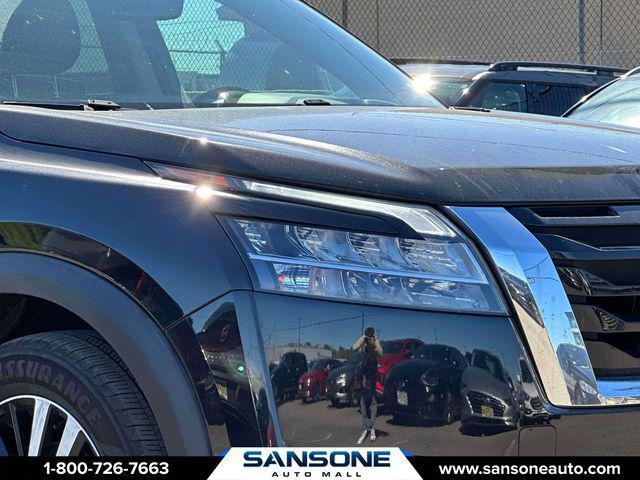 2024 Nissan Pathfinder Platinum 4WD