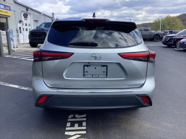 2022 Toyota Highlander LE