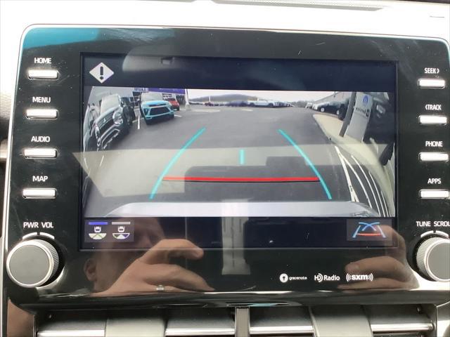 2022 Toyota Avalon XLE Hybrid