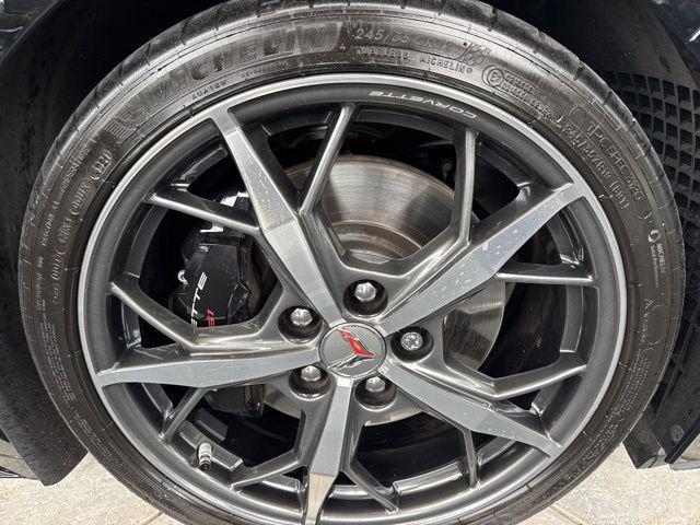 2022 Chevrolet Corvette Stingray RWD Convertible 2LT