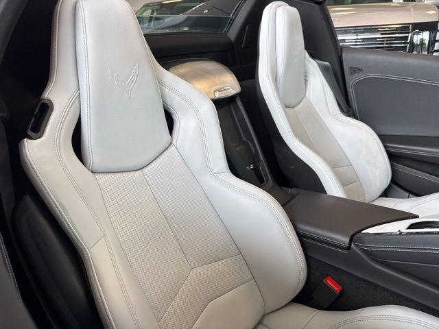 2022 Chevrolet Corvette Stingray RWD Convertible 2LT