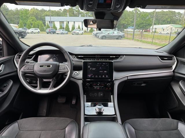 2025 Jeep Grand Cherokee Altitude 4x4